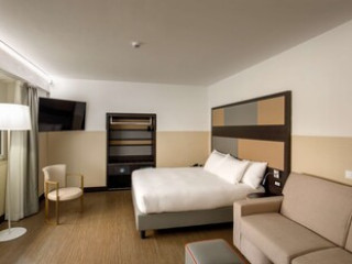 Cosmopolita Hotel Rome, Tapestry Collection by Hilton