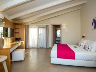 Airis Boutique amp; Suites