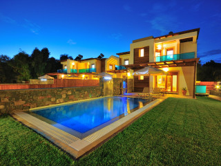 Horizon Line Villas