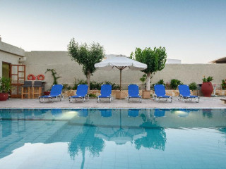 Despina Apts by Estia