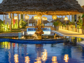 TOA Hotel & SPA