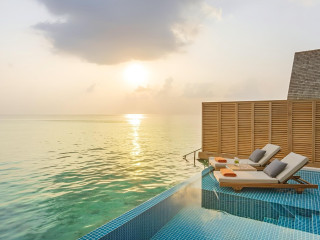 Emerald Faarufushi Resort & Spa