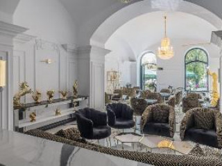 VILA CENTRAL BOUTIQUE