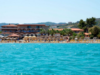 Parthenon Art Hotel