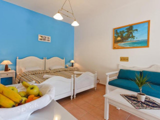 Hovolo Hotel  Apartments