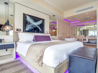 ROYALTON CHIC PUNTA CANA, AN AUTOGRAPH COLLECTION ALL-INCLUSIVE