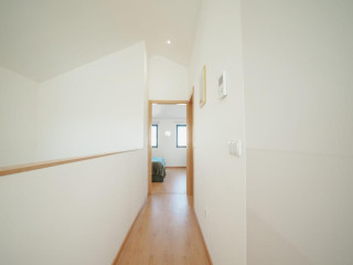 MODERN STYLISH APARTMENT III BY VACATIONY