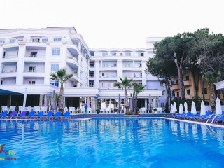 Fafa Premium and SPA Hotel