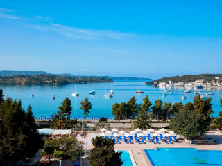 AKS Porto Heli