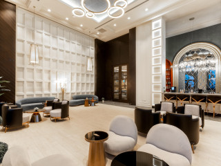 Serenity Queen Hotel