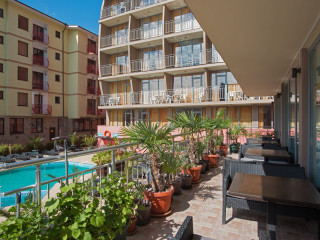 Tia Maria (Sunny Beach) 3*