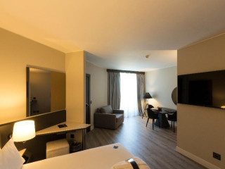 The Nicolaus Hotel Bari