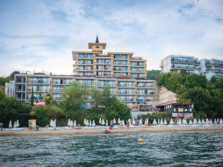 AKASIA RESORT