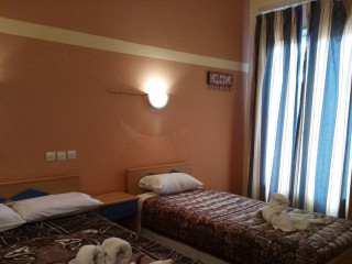 SOFIA ROOMS