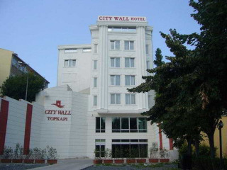 PORTA ROMANOS HOTEL