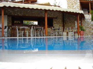 Villa Maraki