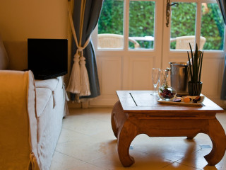 HOTEL DE MOUGINS