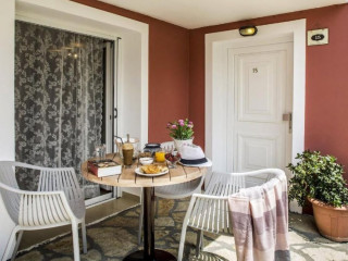 VASSILIS GUEST HOUSE