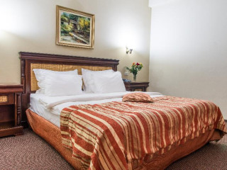 Atrium Hotel Ateneu City Center