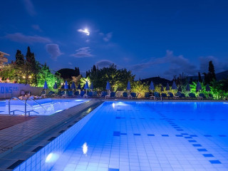 KOUKOUNARIA HOTEL & SUITES