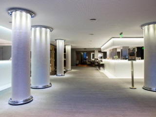 Windsor Hotel  Tower