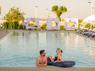 Hotel Queen Vera Mamaia