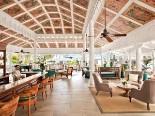 Heritage Le Telfair Golf & Spa Resort