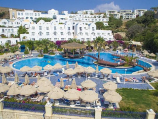 SALMAKIS HOTEL