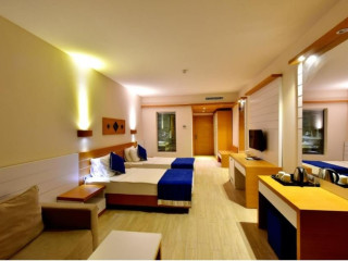 JASMIN BEACH HOTEL