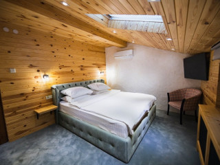 CASA SECIU BOLDESTI -SCAENI (15 KM FROM PLOIESTI )