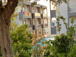 CALIS HOTEL