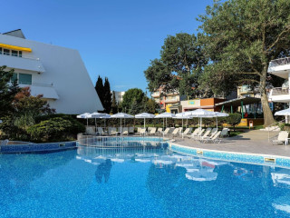 HELIOS BEACH OBZOR