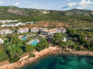 The St. Regis Mardavall Mallorca Resort