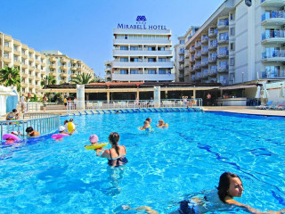 STEAUA APELOR RESORT