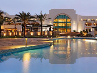 MOVENPICK RESORT SOMA BAY