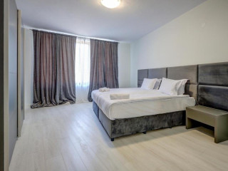 CONTINENTAL APARTMENTS