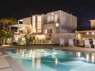 NIKIS VILLA LUXURY SEAVIEW VILLA