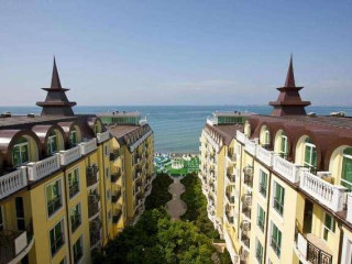 AMORE BEACH