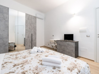 THE QUEEN ROOM BARI BY WONDERFUL ITALY