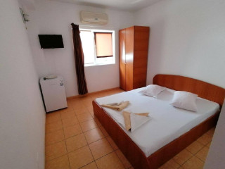 CASA TOMIS EFORIE NORD