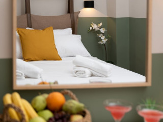 HOTEL TIER