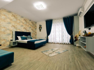 Studiouri POVESTI LA MARE cm