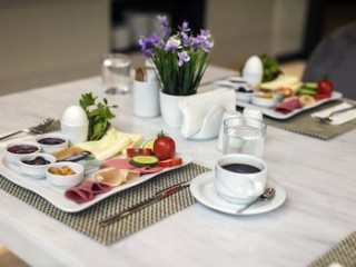IBIS STYLES IZMIR BORNOVA