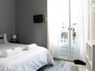 HOSTAL BOUTIQUE KHRONOS