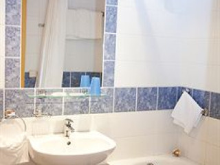 PETNEHAZY CLUB HOTEL