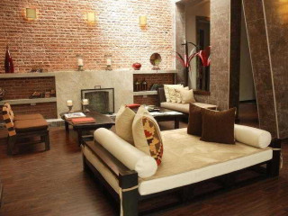 Azur Real Boutique