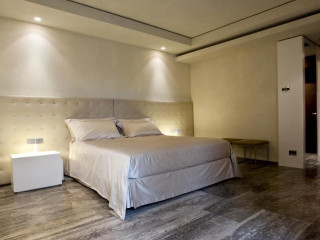Romano House