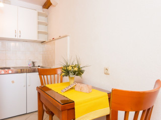 APARTMENTS IVANA
