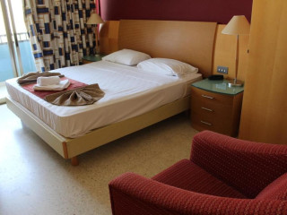 St. George's Park Hotel