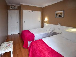 CORAL LA QUINTA PARK SUITES